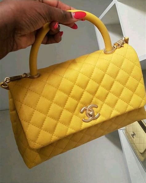 bolsa chanel amarilla|chanel handbags outlet.